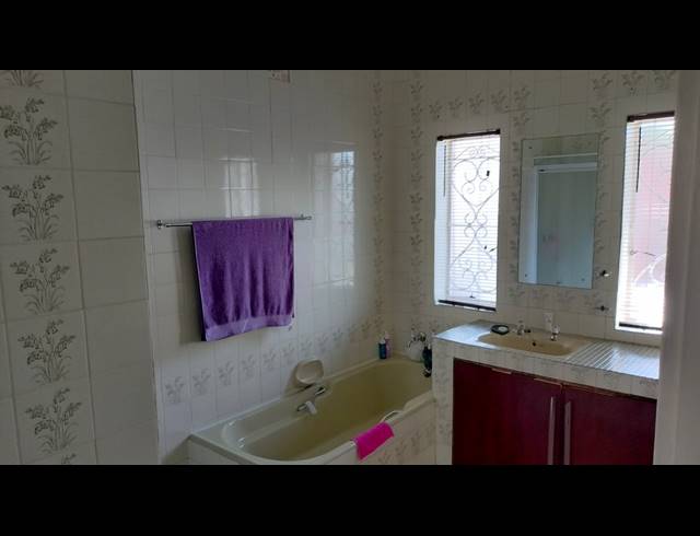 3 BEDROOM FREEHOLD FOR SALE IN DALVIEW